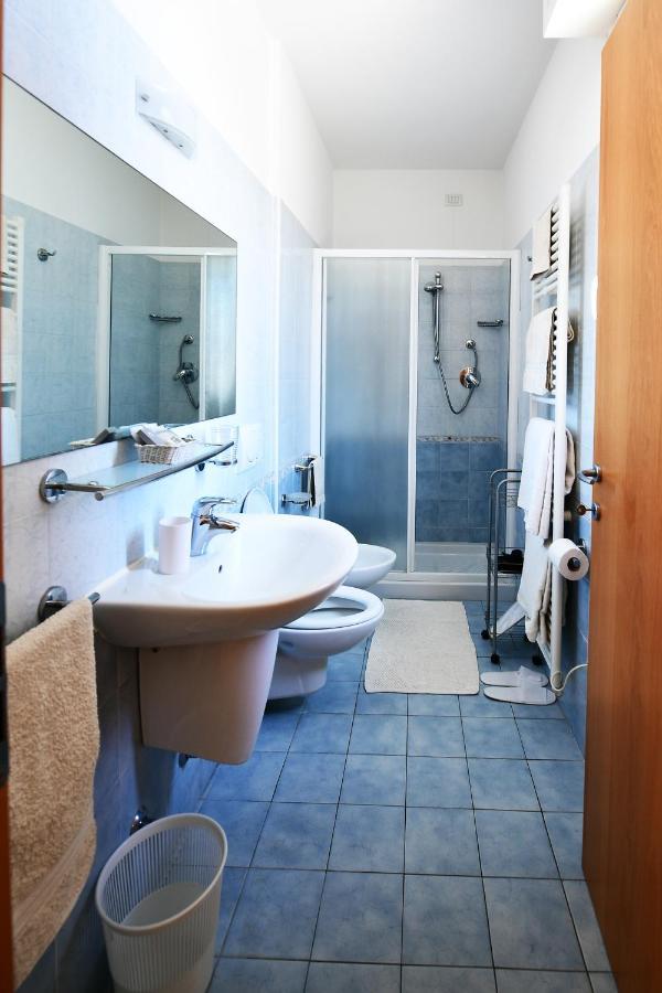 Residence Marlin Riccione Exterior photo