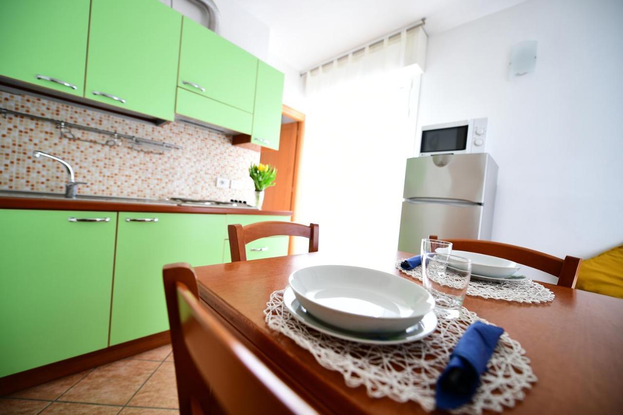 Residence Marlin Riccione Exterior photo